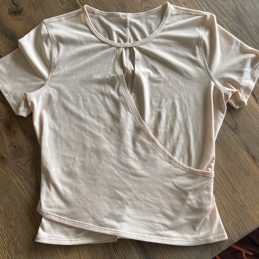 Lululemon light pink top size 2